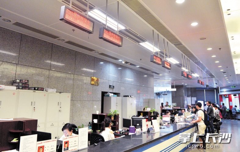 开封同城24小时医保提取(同城医保卡转移怎么办理)